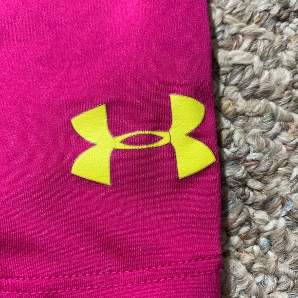 Youth Under Armour Shirt - Picture 2 of 3